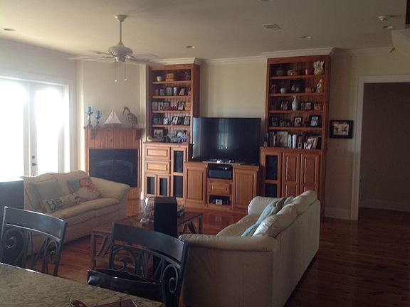 2nd image of 5045 Soundside Dr