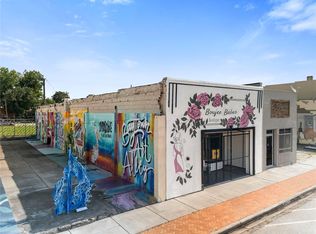 122 W Texas Ave, Baytown, TX 77520