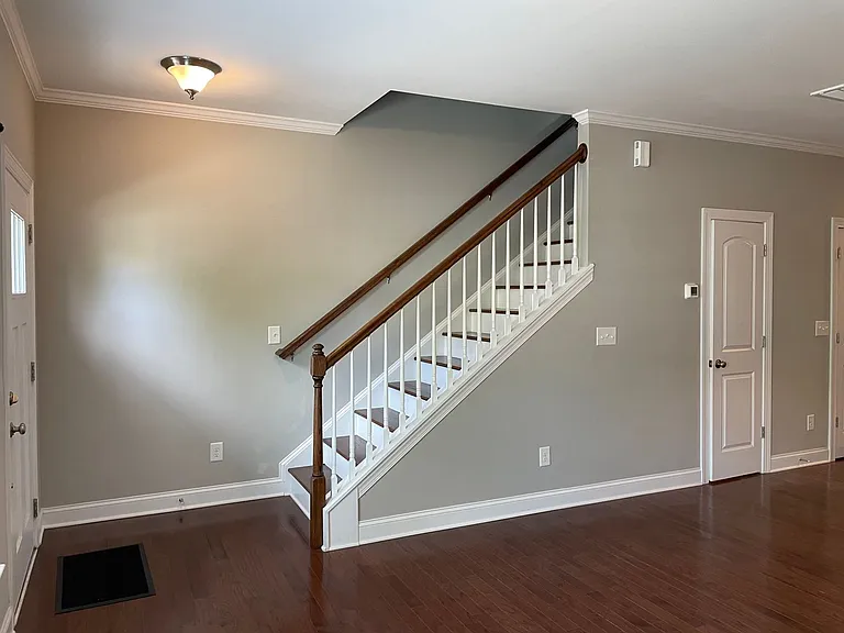 2510 Gallery Dr — Photo 8