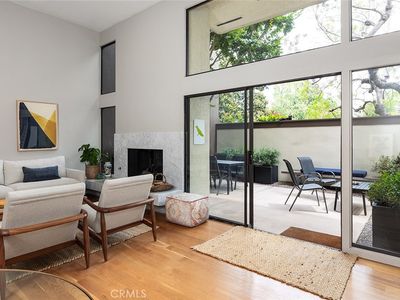 1 S Orange Grove Blvd APT 2, Pasadena, CA, 91105