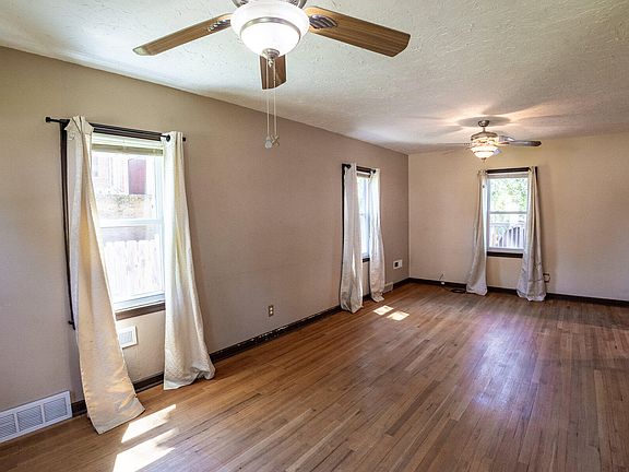 2nd image of 428 S Gates St