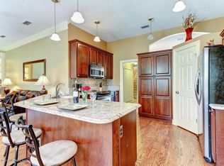 1686 Misty Lake Dr, Fleming Island, FL 32003