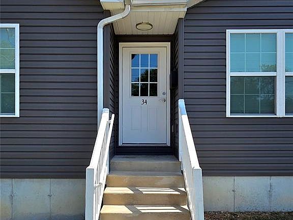 5th image of 34 Olive St