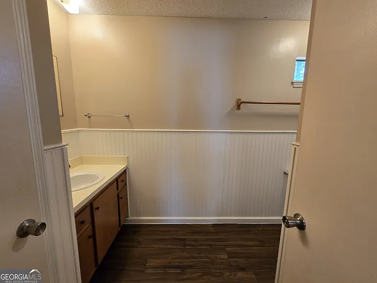 403 E Lawnwood Ave — Photo 20