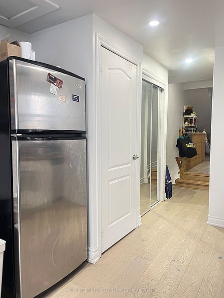 Toronto House for rent - 3 Bedrooms — photo 5