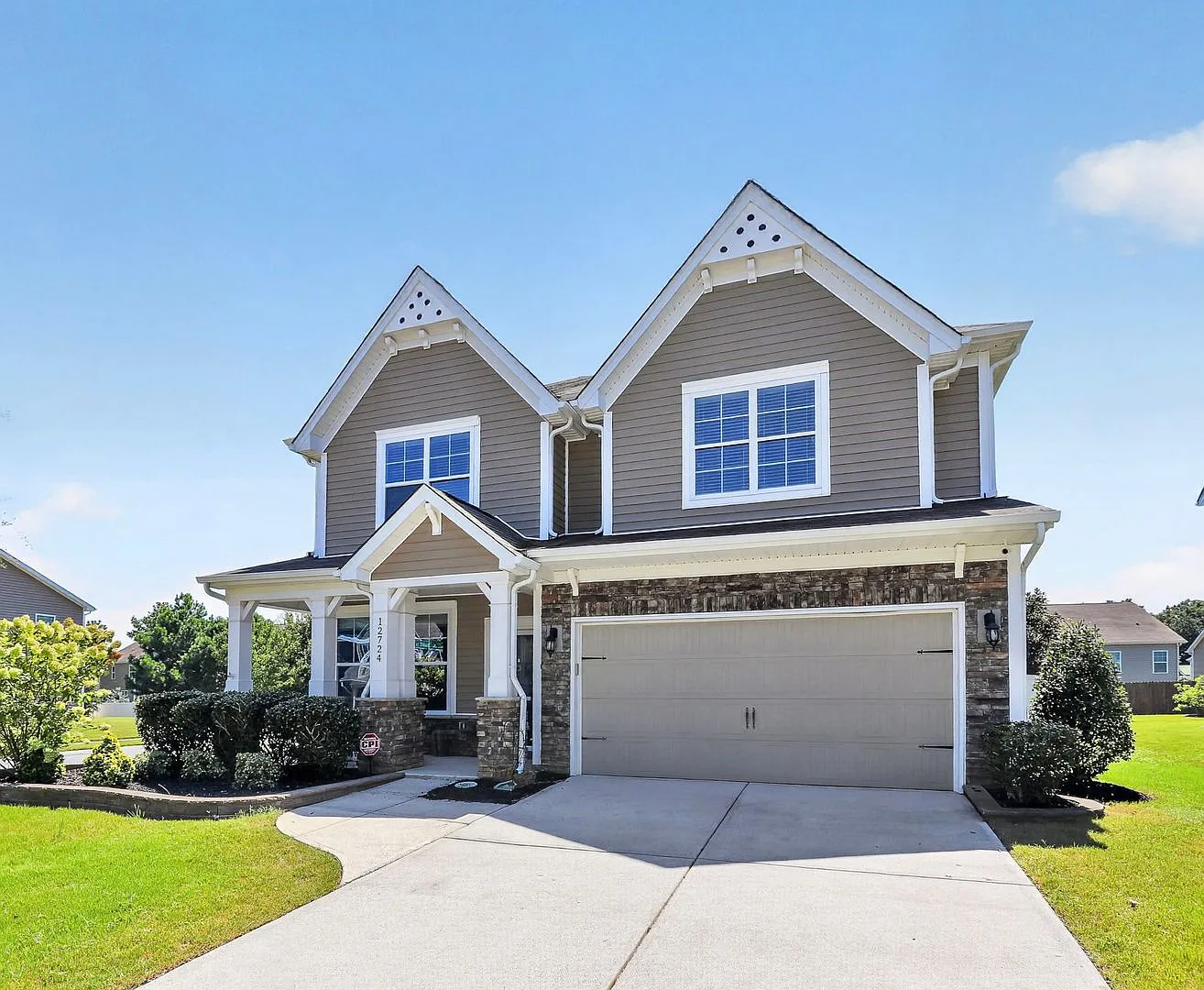 Beautiful 4BR/3.5BA Home in Charlotte — Photo 3