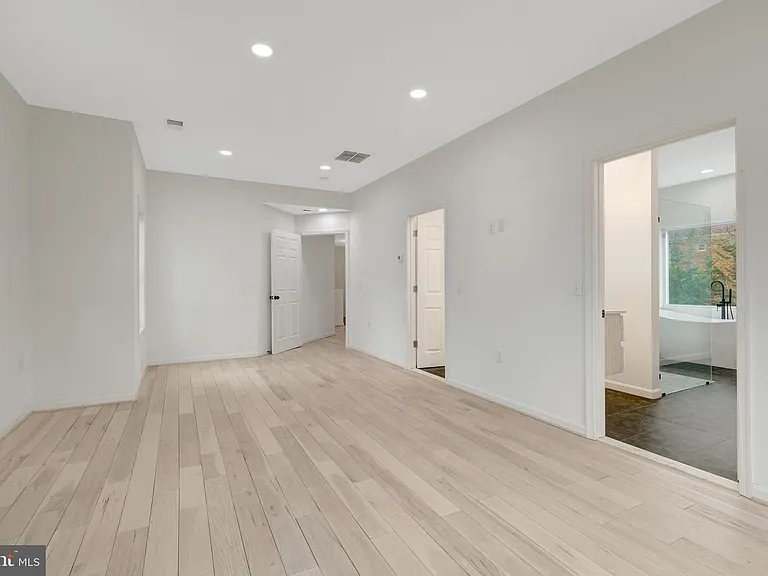 1108 Bellview Rd — Photo 16