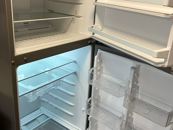3rd image of 12628 Venice Blvd APT 9