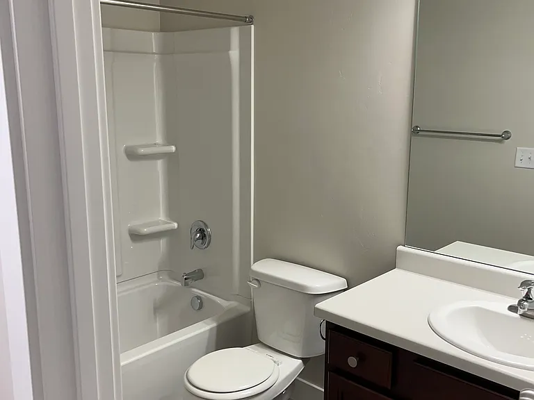 4672 S Alder Dr — Photo 6