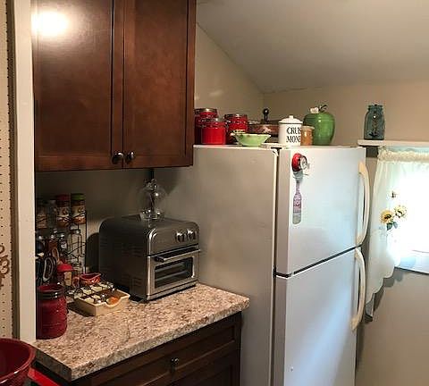 5th image of 34 W Genesee St Floor 2