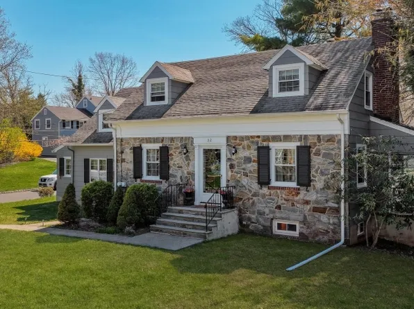 22 Helen Street, Fanwood Boro, NJ 07023