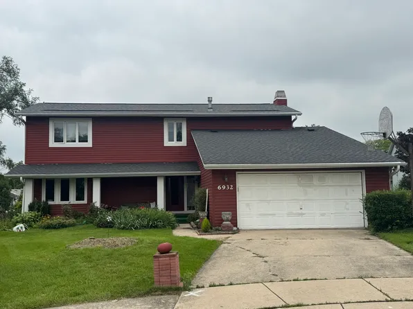 6932 Sun Drop Ave, Woodridge, IL 60517
