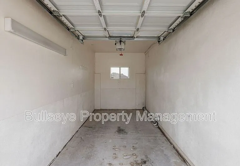 1527 E Villa Maria Dr — Photo 68