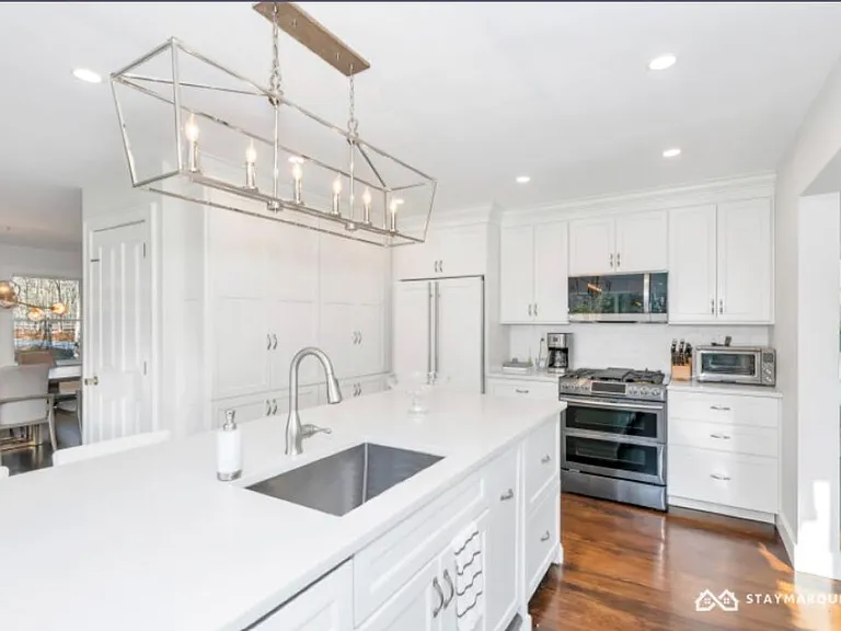 29 Georgica Woods Ln — Photo 13