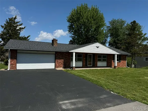 4508 W Ely Rd, Hannibal, MO 63401