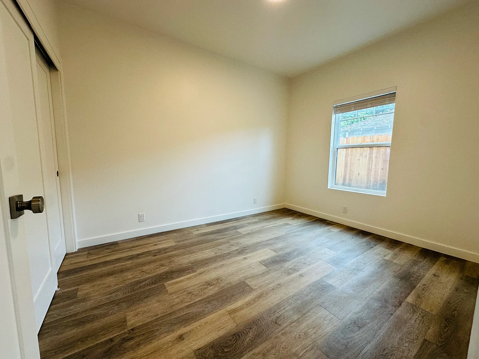 1 bed, $3,000 — Photo 4