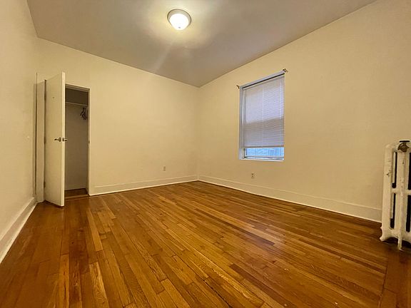 3rd image of 11 Gifford Ave #1EB