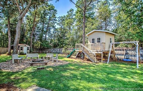 2nd image of 1240 Whitewood Way