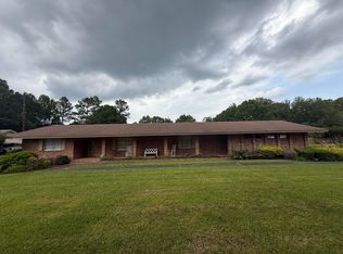 1703 Church St, Columbia, MS 39429