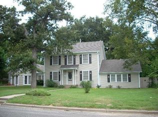 611 Cypress St, Teague, TX 75860