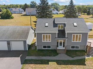 29 Islandview Blvd, Dundas, NB E4R 4M8