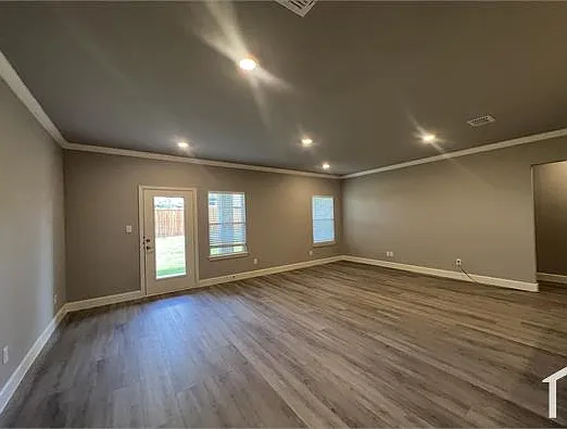 368 Lake Bluff Dr — Photo 9