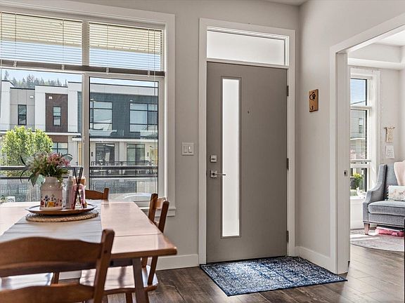 4th image of 46150 Thomas Rd #106