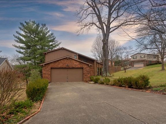 2nd image of 50 Emmandale Dr