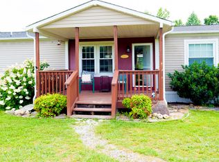 679 Bert Ridge Rd, Science Hill, KY 42553