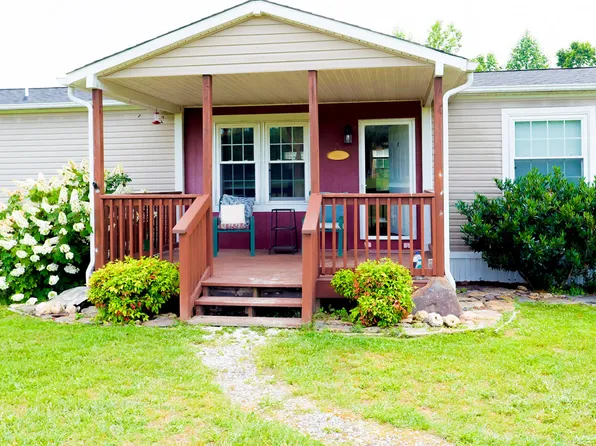 679 Bert Ridge Rd, Science Hill, KY 42553