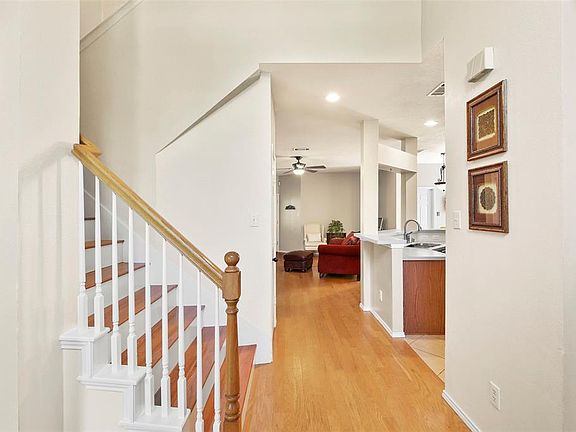 3rd image of 4708 Grant Park Ave