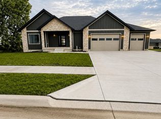 3765 56th Ave, Columbus, NE 68601
