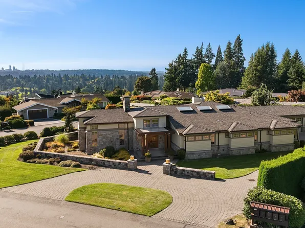 1905 91st Place NE, Clyde Hill, WA 98004