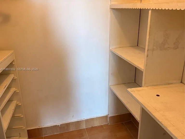 620 NE 12th Ave #408 — Photo 31