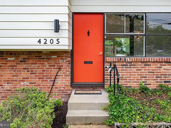 2nd image of 4205 Javins Dr