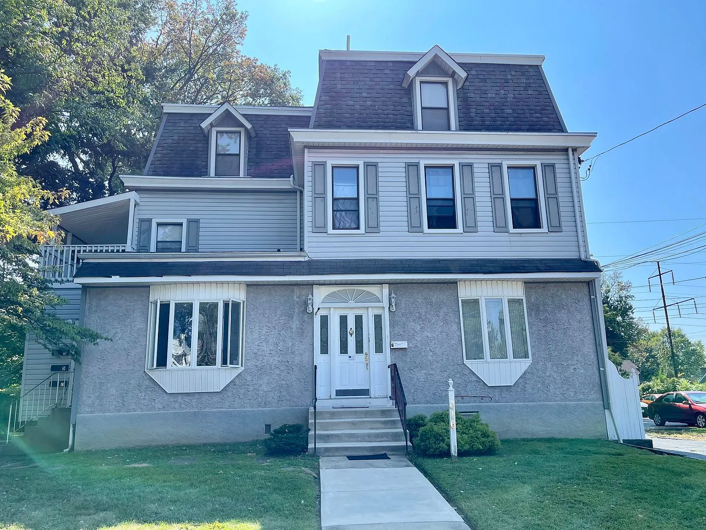 316 E. Ridley Avenue — Photo 1