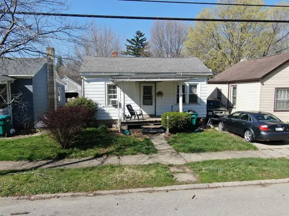 207 Plain St, La Porte, IN 46350