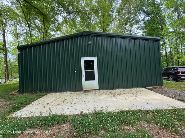 216 Cribb Rd, Alexander City, AL 35010