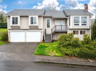 2060 SW 30th Dr, Gresham, OR 97080