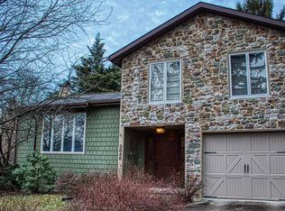 3848 Cloverfield Rd, Harrisburg, PA 17109