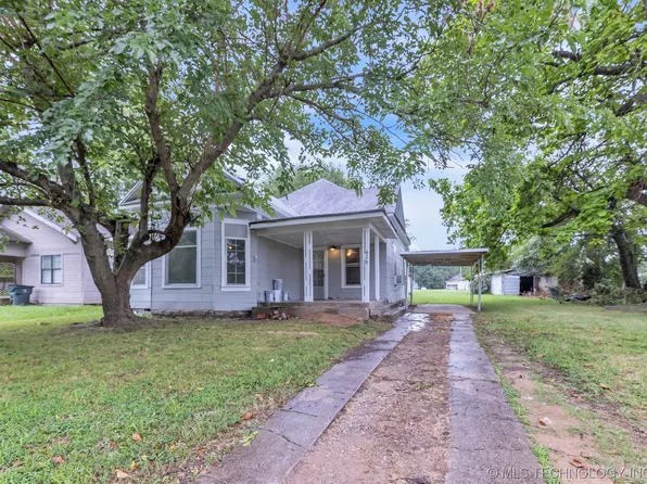 626 W 13th St, Okmulgee, OK 74447