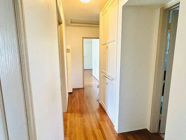 427 Palomar Ave — Photo 5