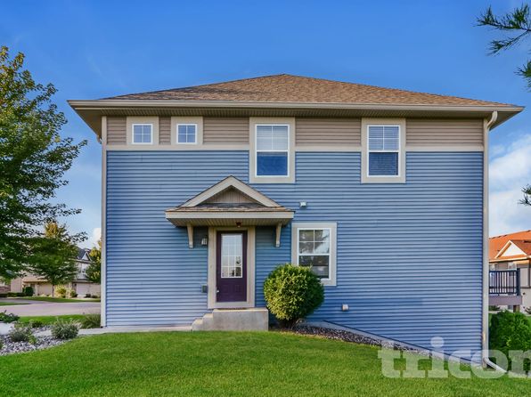 9779 5th Street Ln N