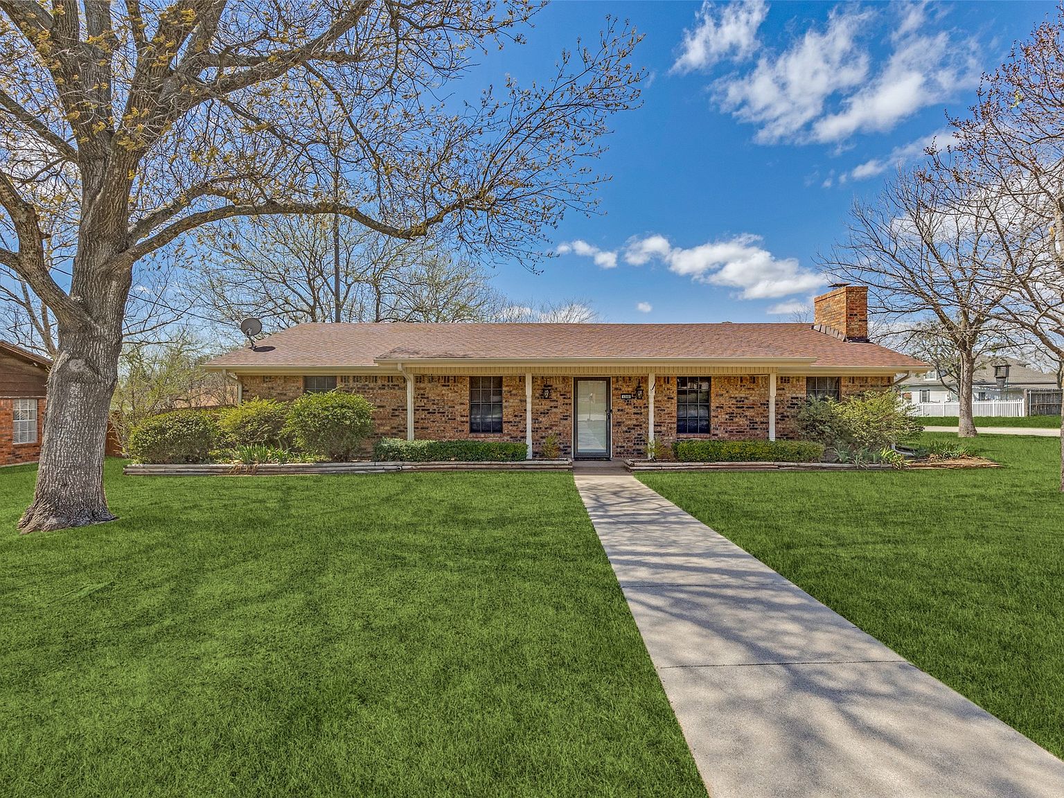 1200 S Church St, Decatur, TX 76234 | Zillow