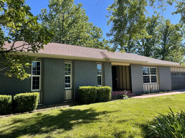 1902 Laura Ln, Joplin, MO 64801