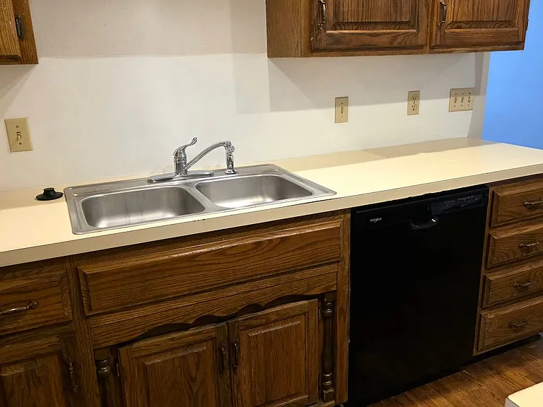1803 N Plaza Dr — Photo 5