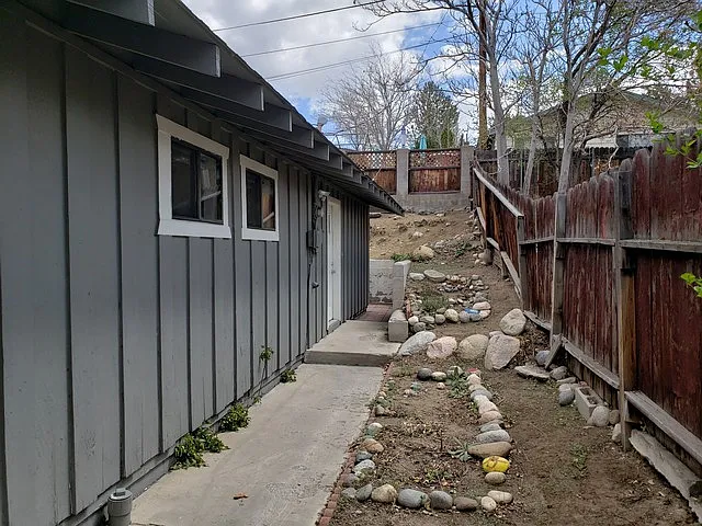 1630 Plumas St — Photo 13