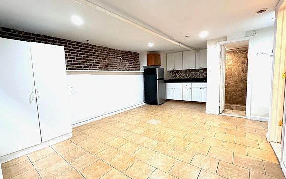 2nd image of 341 W 30th St