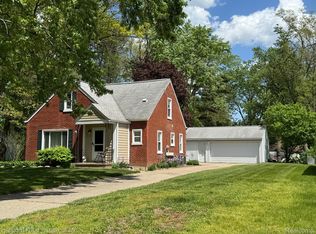 25220 Code Rd, Southfield, MI 48033