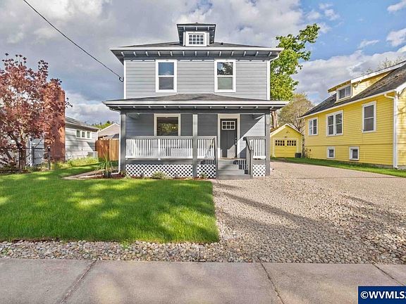 2nd image of 180 23rd St NE